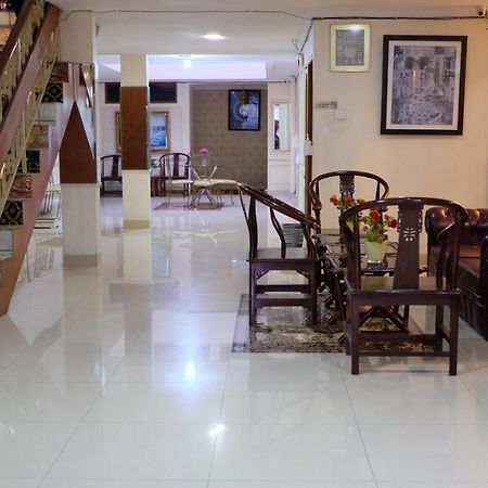 Zen Boutique Syariah Hotel Jakarta Extérieur photo